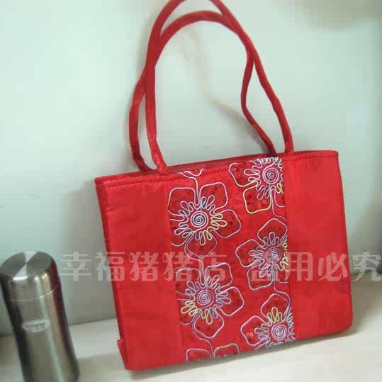 新娘包包/新娘手袋/女士結婚慶中式複古手提包/綢緞珠子鏽花在類目 箱包皮具/熱銷女包/男包, 女士包袋中 - 來自Buy2taobao.com提供專業的淘寶代購服務