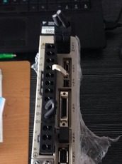 现货可谈价 皇冠##是正#品 安川 SGDV-2R8A11AY804AA
