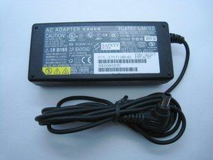 富士通FUJITSU P7120 P1610 P1620 P1630 电源16V-3.75A 原装正品