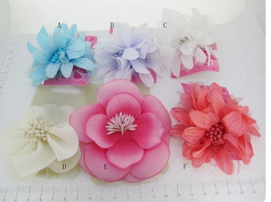 Broche femme en Fils de soie - Ref 1178763 Image 1