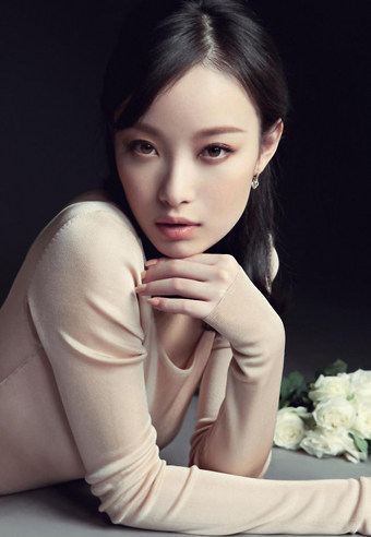 美女明星 倪妮 海报制作高清写真相纸印刷房间装饰挂画V10204C