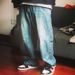 浅蓝水洗元 年牛仔裤 Denim Pants 拉筒包边重压线 BTTJOB