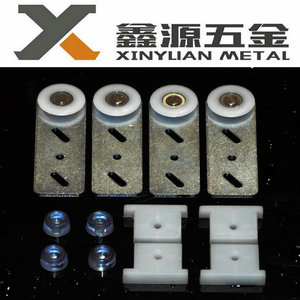 鑫源外挂式单扇移门轮 柜门滑轮 单轨移动 侧装滑动家具移门轨轮
