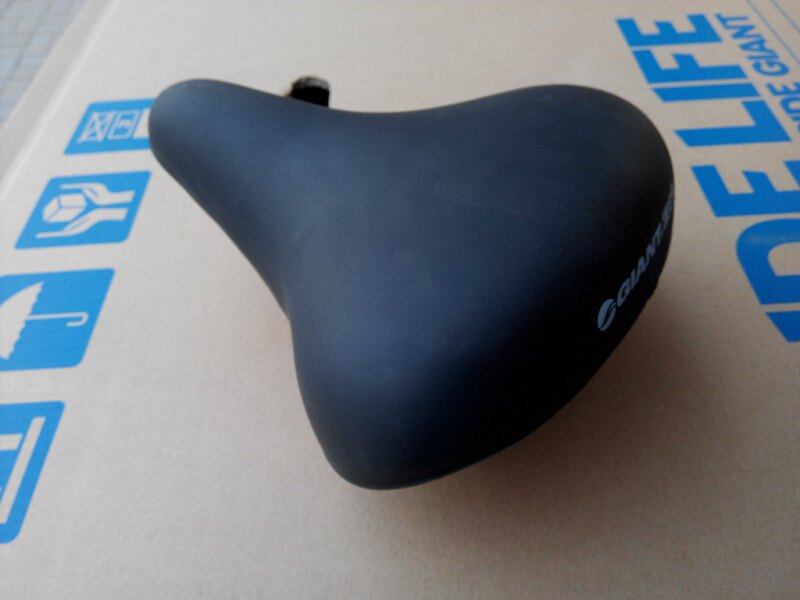 Selle de vélo GIANT - Ref 2350216 Image 1