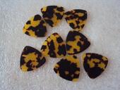 耐磨赛璐璐材质 柳琴拨片弹片拨子 厂家直销中阮拨片月琴 三弦