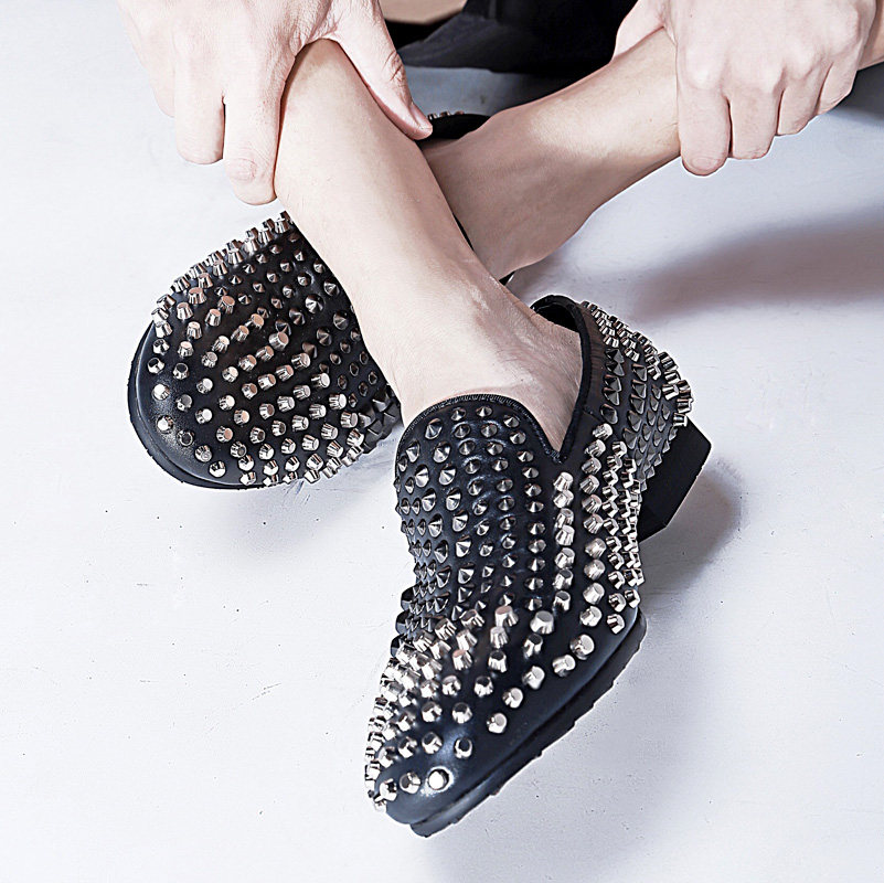 JINIWU2025铆钉乐福鞋手工全铆钉套脚一脚蹬皮鞋牛皮男鞋尖头鞋子