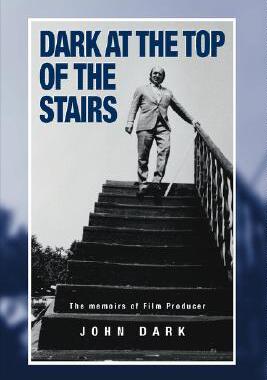 【预售】Dark at the Top of the Stairs - Memoirs of a F...