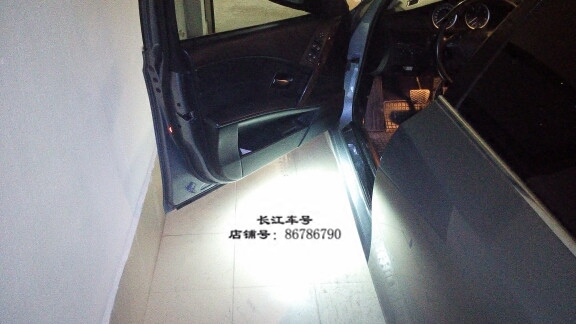 BMW E71E70X5X6E84X1E83X3E85Z4LED 도어 라이트 트렁크 발 우물 글러브 박스 라이트에 적합