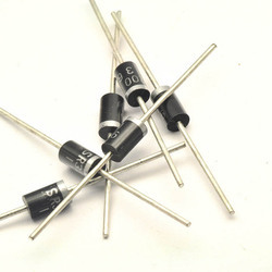 肖特基二极管 HBR3200 SR3200 SB3200 200V/3A