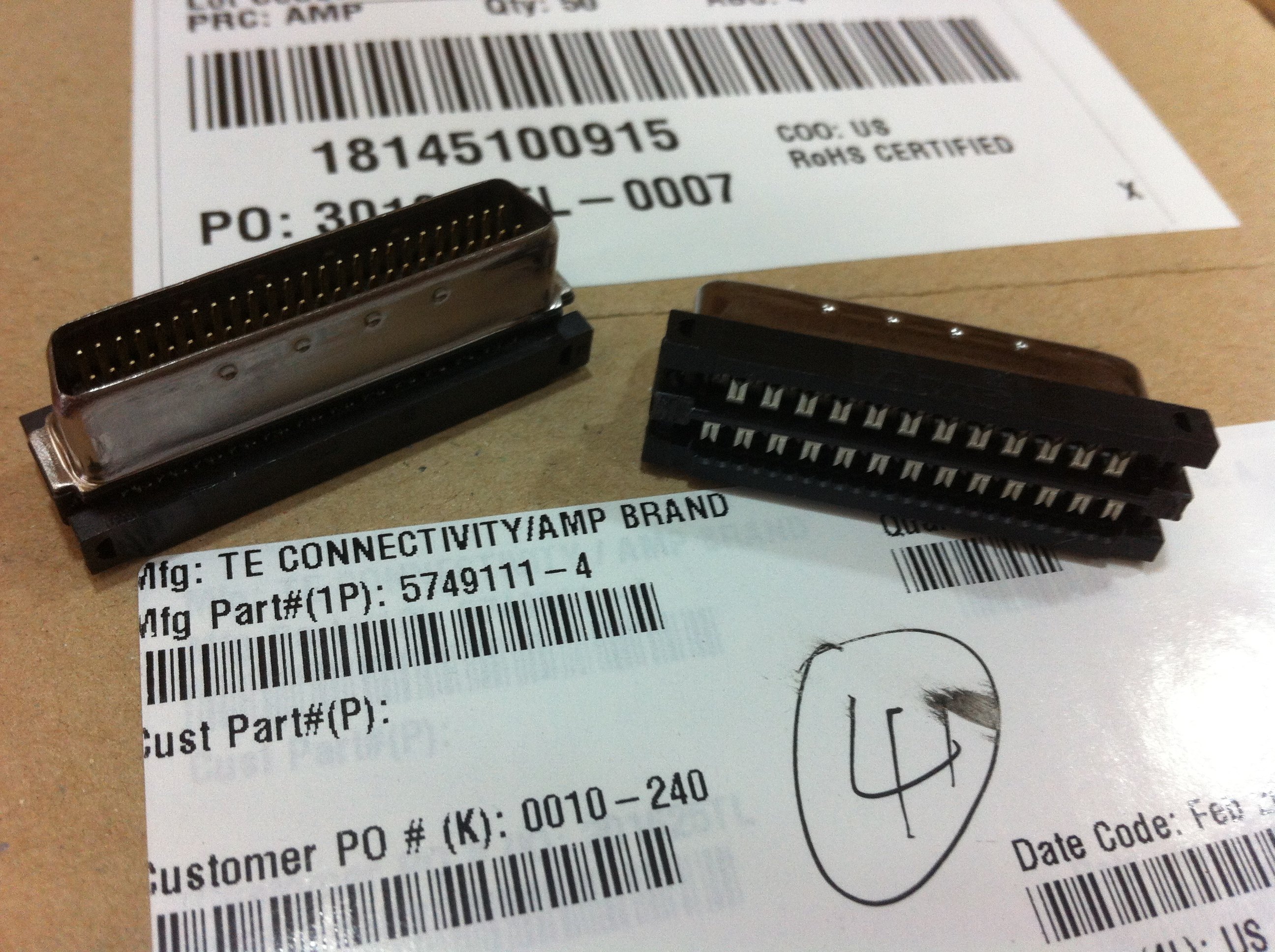 5749111-4 泰科/安普 te/amp 原装正品连接器 接插件 现货期货