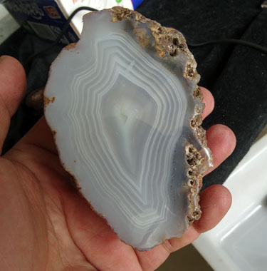 千蕊 天然玛瑙把玩 缠丝玛瑙原石切片手把件 条纹白玛瑙摆件 实物