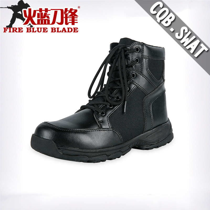Bottes militaires en cuir - Ref 1402326 Image 1
