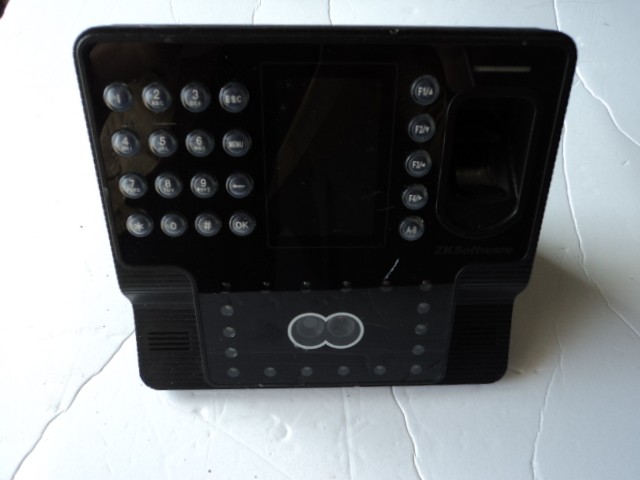 中控智慧iFace302 702人脸识别考勤机面部指纹混合识别打卡机