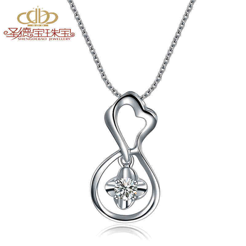圣德宝 Pt950铂金吊坠项链钻石镶嵌四叶草设计爱情宣言-心爱在类目 珠宝/钻石/翡翠/黄金, 钻石首饰（新）, 颈饰中 - 来自Buy2taobao.com提供专业的淘宝代购服务