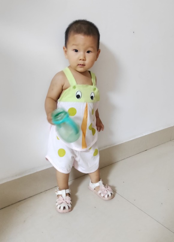 Net red baby clothes summer thin two-piece men and women baby summer cute super cute watermelon Pipa two-piece suit