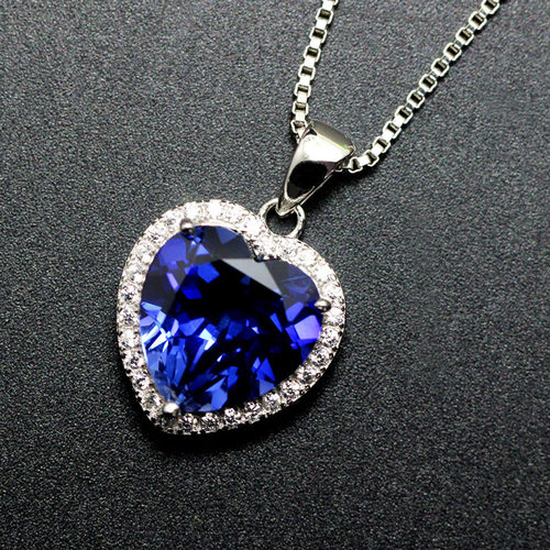 心形坦桑蓝宝石吊坠项链
