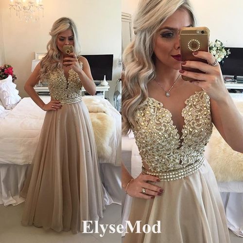 a字款修身蕾丝新娘婚纱礼服