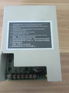 HT1000T 变频器 220V输入 三相输出 750W 0.75KW 550W 400W 300W