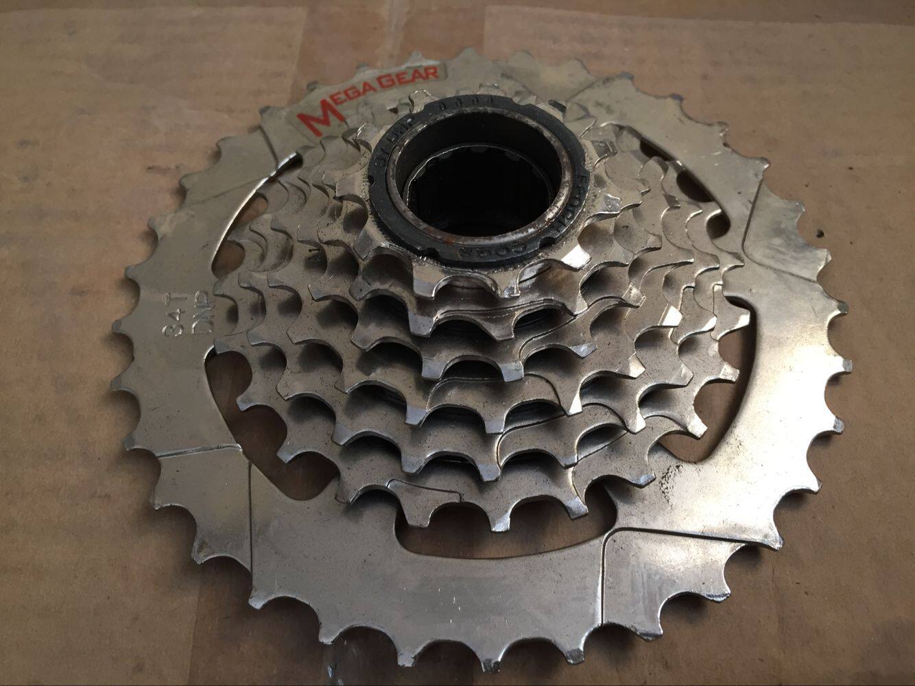 Pignon de vélo - Ref 2376267 Image 1