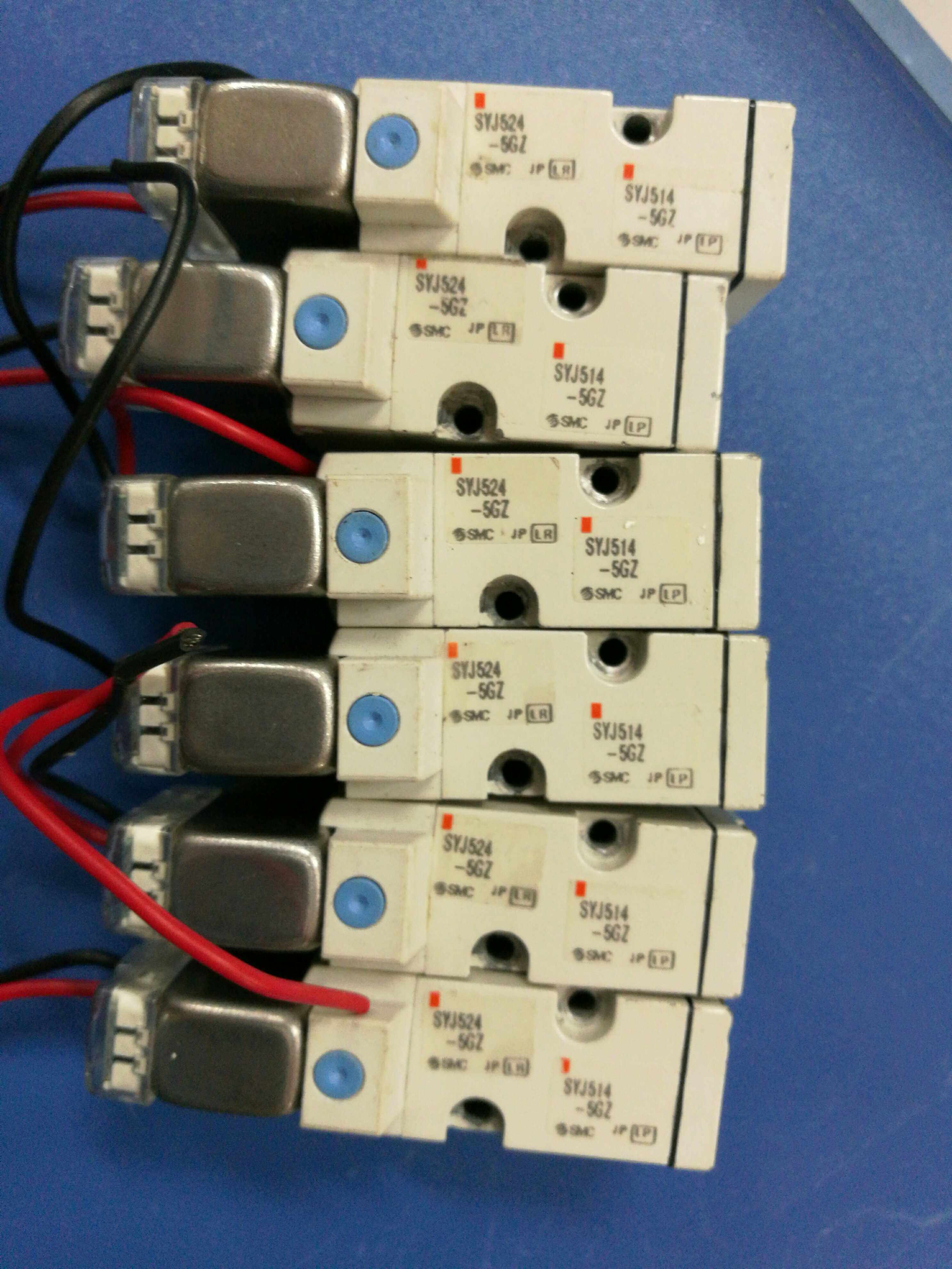 原装SMC SYJ524-5GZ电磁阀DC24V现货，特价出售