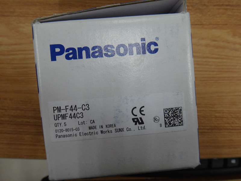 全新原装正品SUNX压力传感器 PM-F44-C3 PM-T44/R44-C3 现货