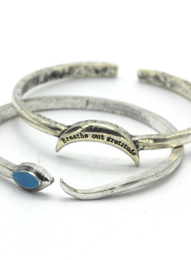 眼镜蛇饰品百搭月亮手镯