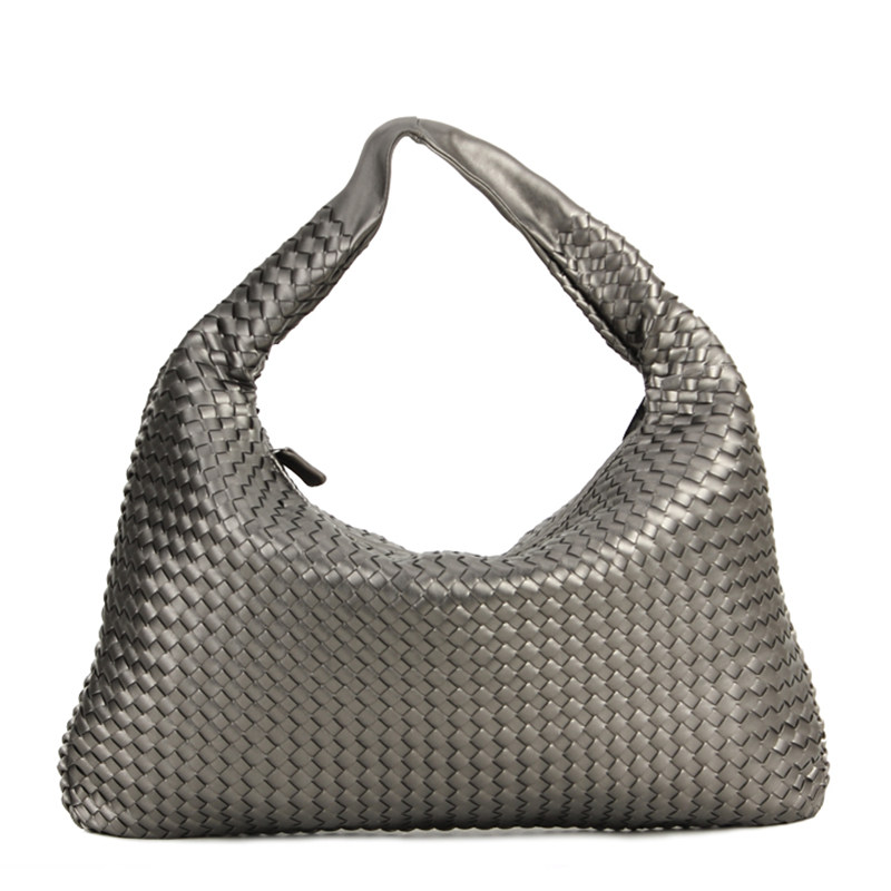 编织女包大包2022春新款单肩手提饺子包休闲女士背包朋友聚会包包