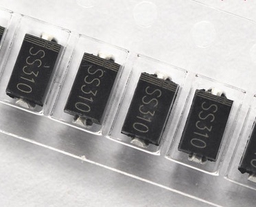 SS310 SR3100 贴片肖特基二极管(10个) 100V/3A 全新现货