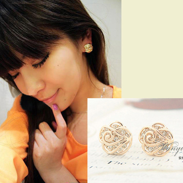 韩版饰品 山茶花耳钉 防过敏 包邮