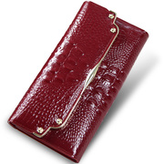 2015 fashion patent leather crocodile pattern leather ladies wallet large zip around wallet Europe and the first layer of leather hand bags winter