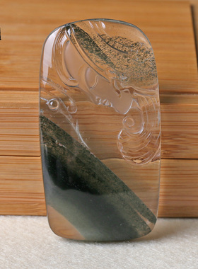 晶万顺天然绿幽灵千层山吊坠