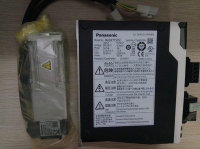 松下伺服50W MSMD5AZG1V/MADHT1505CA1