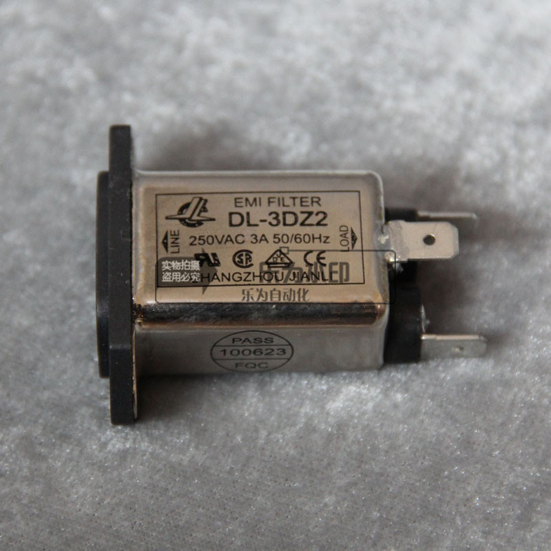 DL-3DZ2 220V 3A 坚力 单相 电源滤波器 250VAC 3A  插座式