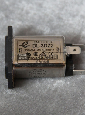 DL-3DZ2 220V 3A 坚力 单相 电源滤波器 250VAC 3A  插座式
