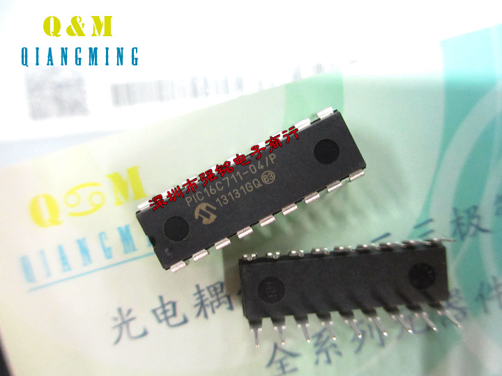PIC16C711-04/P Microchip DIP-18 微控制器 8BIT 1.75KB 单片机