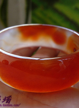 本命年红玛瑙纹理加宽加厚手镯