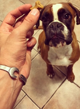 欧美风复古怀旧机械钛钢手环