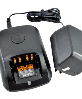 摩托罗拉对讲机 XIR P8200/P8268/P8260/充电器 WPLN4226A原装充
