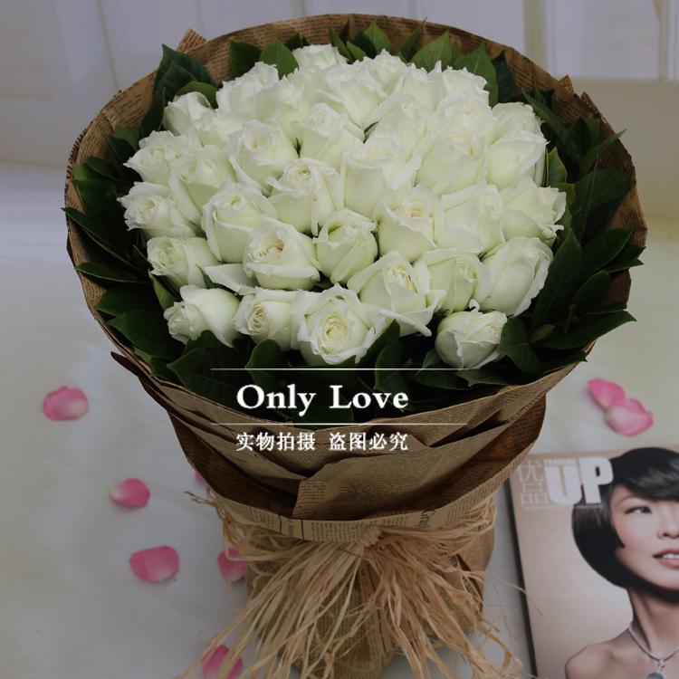 实拍！33只白玫瑰花束武汉鲜花店同城速递生日鲜花配送花