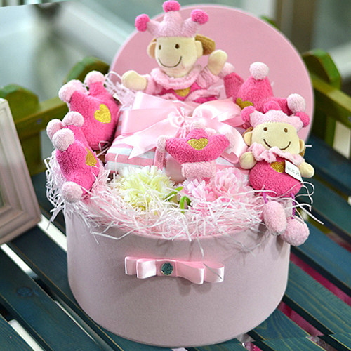 Coffret cadeau pour nouveau-né AIDE - Ref 1955757 Image 1