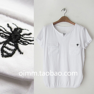 [第二件半价] T恤女韩版9ounine昆虫刺绣棉质短袖t小V领白色休闲