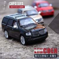 Mô hình xe hợp kim Caipo 1:32 Ford Lincoln Navigator SUV âm thanh và ánh sáng kéo trở lại có thể mở cửa xe đồ chơi trẻ em - Chế độ tĩnh đồ chơi mô hình nhân vật