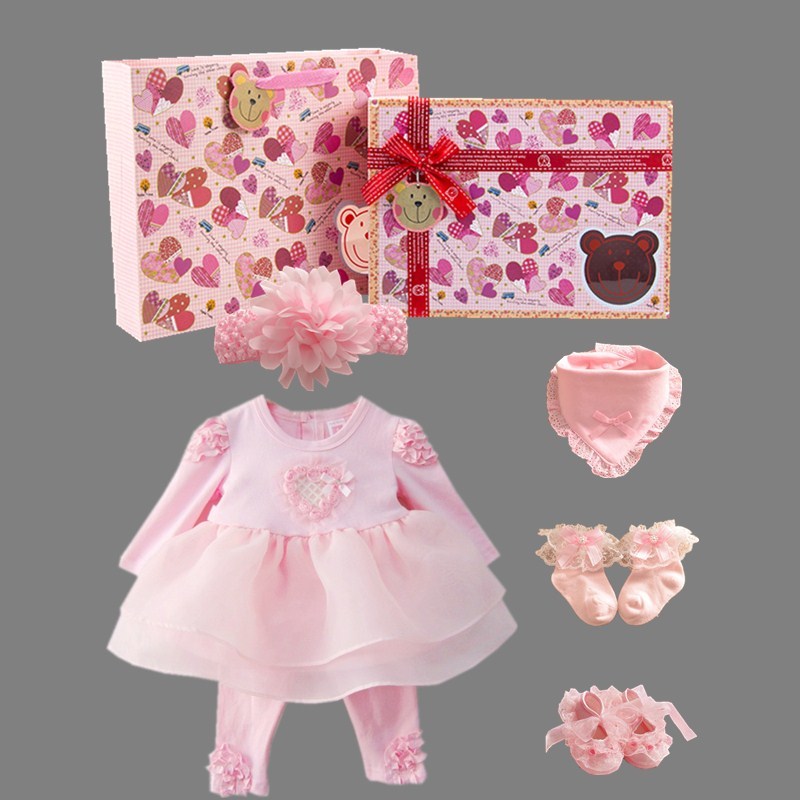 Coffret cadeau pour nouveau-né - Vêtements + Accessoires - Ref 1978052 Image 1