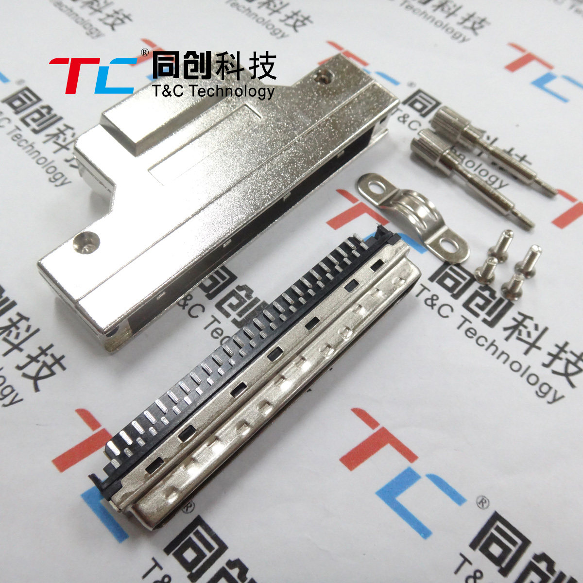 同创科技 SCSI 100P 焊线公头 针孔DB型 铁壳螺钉式 伺服驱动接头
