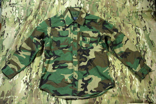 7号物资四丛网格套服长袖长裤