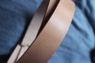 6.5mm以上 枥木臀背多脂革皮带条 枥木鞍革皮带料 腰带 带条 极厚