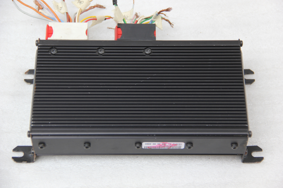 正品8路功放标致607l汽车