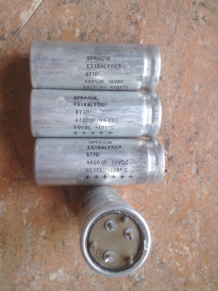 思碧 SPRAGUE EXTRALYTIC 677D系列 16V 4400UF 发烧电解电容