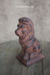 外贸出口样品陶瓷仿铁艺铁锈做旧狮子家居装饰品户外别墅花园摆件