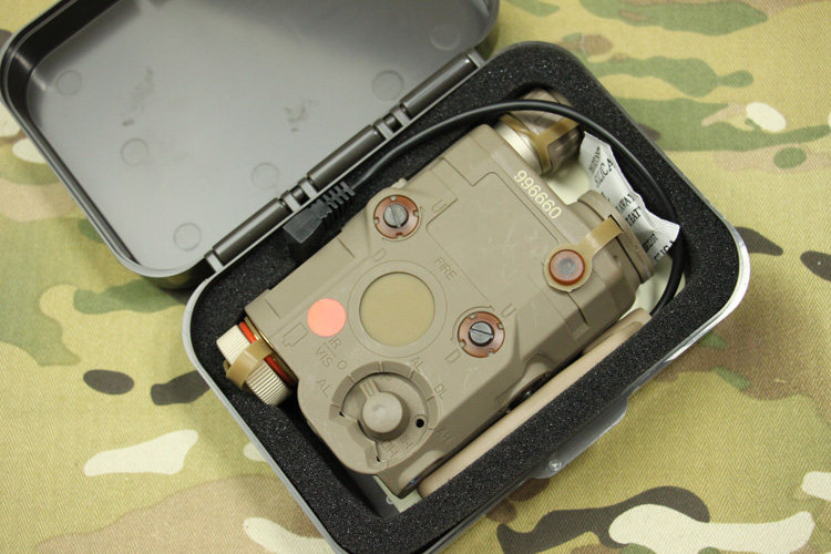 功能版PEQ-15 电池盒红激光手电版 红镭射电筒电池盒